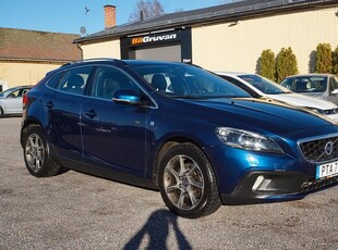 Volvo V40Cross Country D2 Aut Momentum, Ocean Race Euro 5 2015, Kombi