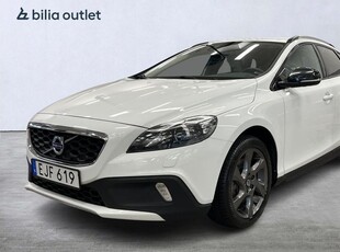 Volvo V40Cross Country D4 Momentum VOC Navi Drag 2015, Kombi