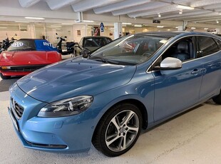 Volvo V40T3 Summum Automat 2016, Kombi