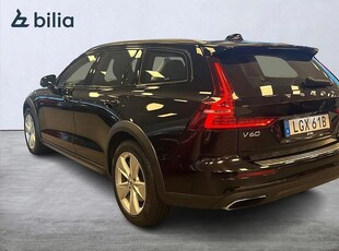 Volvo V60 Cross Country B4 AWD D Adv NaviP Edt - Strålkastare Dynamisk LED / Backkamera