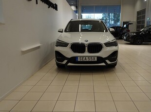 BMW X1 xDrive25e Model Sport Navi HUD Rattvärme PDC Bs