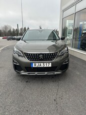 Peugeot 3008 1.2 PURETECH EAT ALLURE (V-HJUL, 1-ÅRS GARANTI)