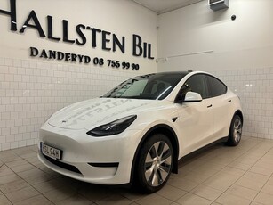 Tesla Model Y Standard Range Panorama Autopilot Moms 1Ägare