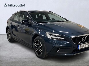 Volvo V40 Cross Country D3 Momentum Motorvärmare PDC Bak BT