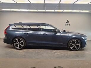 Volvo V60 B4 Diesel Plus Dark / Drag/ 360° kamera/ Värm...