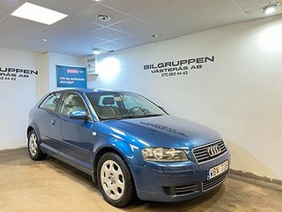 Audi A3 1.6 FSI Attraction 115HK / Bes / Kamkedja / 6-Växlad