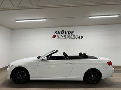 BMW 325 i Cabriolet E93 M-Sport /8500Mil/Svensksåld/Finans