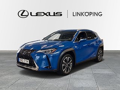 Lexus UX 250h E-Four AWD Luxury navigation +dragkrok!