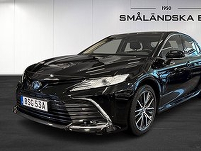 Toyota Camry Hybrid 2,5 *Skinn *Navigation *Vinterhjul