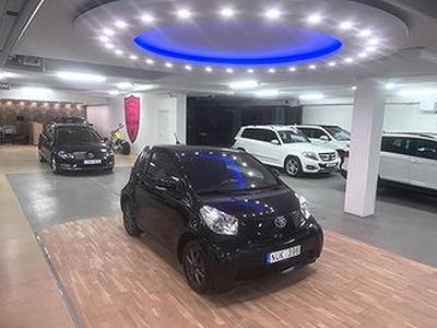 Toyota iQ 1.0 VVT-i 6200 mil!