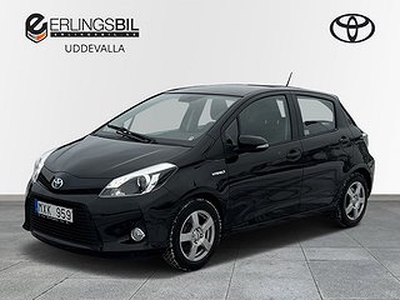 Toyota Yaris 1.5 HYBRID STYLE V-HJUL