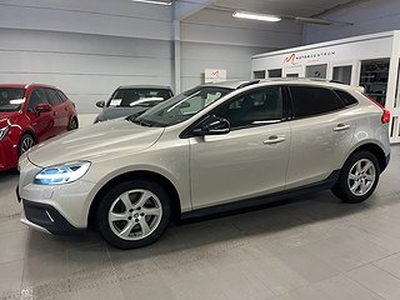 Volvo V40 Cross Country D3 Advance Edition