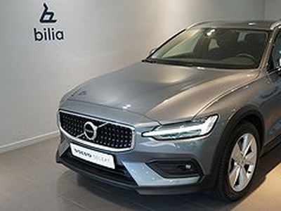 Volvo V60 Cross Country B4 AWD Diesel Adv SE, Parkeringssupport, Förarstöd, Mellandagsre