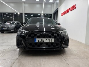 Audi A3 Sportback 35 TFSI S Line | Cockpit | SoV-hjul | 150HK