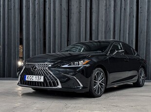 Lexus ES 300h 2.5 E-CVT Limited Edition