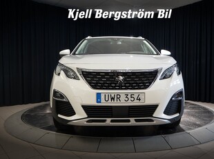 Peugeot 5008 1.2 PureTech Panorama 360-kam Focal 7-sits Drag