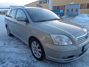 Toyota Avensis Kombi 2.0 VVT-i NYSERV/DRAG/FARTH/MV/ACC