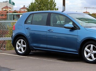 Volkswagen Golf 1.2 TSI Värmare S/V-hjul Moms