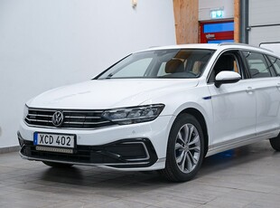 Volkswagen Passat Sportscombi GTE Navi Kamera 218hk