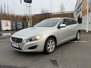 Volvo V60 2.0T Powershift Momentum,Automat,Fin Bil.