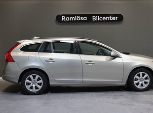 Volvo V60 D2 Momentum Euro 5/kamrem byt / Bes/ servad