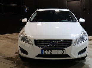 Volvo V60 D4 (163hk) Momentum Skinn