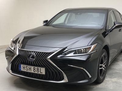 Lexus ES 300h (218hk)