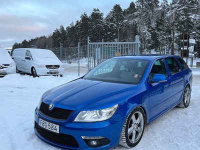 Skoda OctaviaCombi RS 2.0 TSI Automat Dragkrok 2011, Kombi