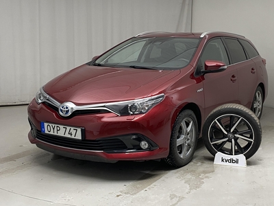 Toyota Auris 1.8 HSD Touring Sports (99hk)