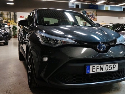 Toyota C-HR1.8 Hybrid X Edition P-värmare Lane assist V-hjul 2020, SUV