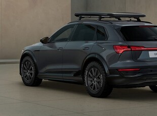 Audi Q8 55 e-tron quattro DAKAR EDITION