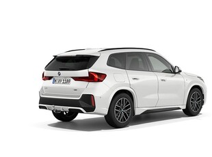 BMW X1 sDrive18i/ M Sport/ Travel/ Dragkrok/ Panorama/3,95%