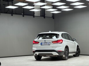 BMW X1 xDrive25e Steptronic / Drag / Head-up / Navi / P-HEV