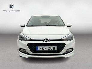 Hyundai i20 1.4 Premium Aut Farthållare Rattvärme Bluetooth