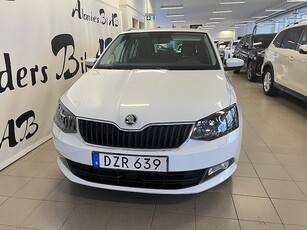 Skoda Fabia Kombi 1.2 TSI Elegance, Vinterhjul , motorvärm.