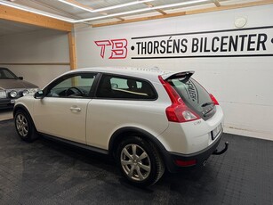 Volvo C30 D5, 180hk Momentum/Dieslvärmare/Drag/Navi