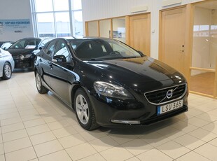 Volvo V40 T2 Kinetic 120hk P-Värmare Kamrem Bytt