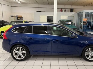 Volvo V60 D4 181hk AWD Geartronic Ocean Race Fullt Utrustad