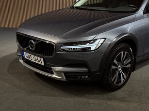 Volvo V90 Cross Country D4 AWD Inscription PRO Drag I Värmare I K-rem b...