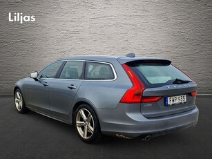 Volvo V90 T4 Momentum Edition