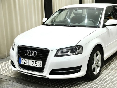 Audi A3Sportback TDI Attraction Comfort Välutrustad 2013, Halvkombi