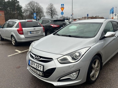 Hyundai i40cw 1.7 CRDi Automat 2014, Kombi