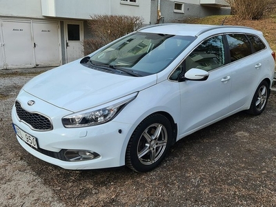 Kia Cee´dCEED sw 1.6 CRDi Dragkrok 2013, Halvkombi