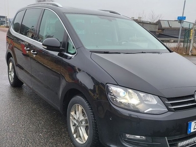 Volkswagen Sharan2.0 TDI Premium Euro 6 NY BESIKTAD NY SER 2018, Minibuss