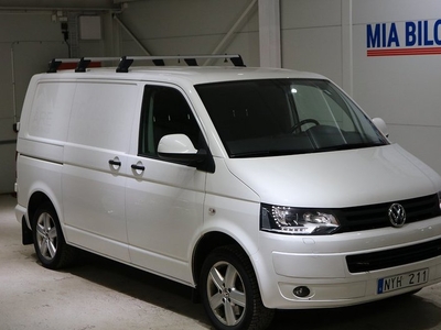 Volkswagen T5Transporter T30 2.0 TDI 4M D-värme S V däck 2014, Minibuss