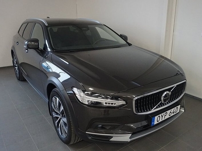 Volvo V90Cross Country B4 AWD Diesel Adv Edt Drag, 360 kamera 2022, Kombi