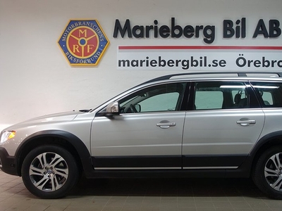 Volvo XC70D4 AWD AUT MOMENTUM SKINN EN ÄGARE DRAG MKT FIN 2013, Kombi