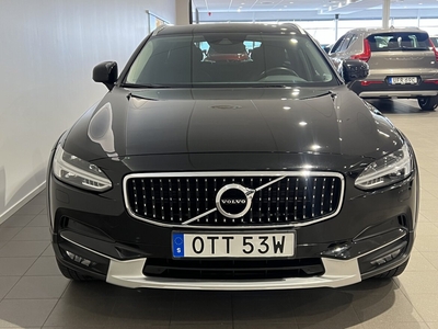 Volvo V90 Cross Country