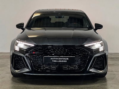 Audi RS3 QUATTRO KOLFIBER MATRIX B&O TAKLUCKA 400HK