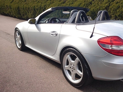 Mercedes-Benz SLK 280 7G-Tronic ¤ Airscraft Fin Ex